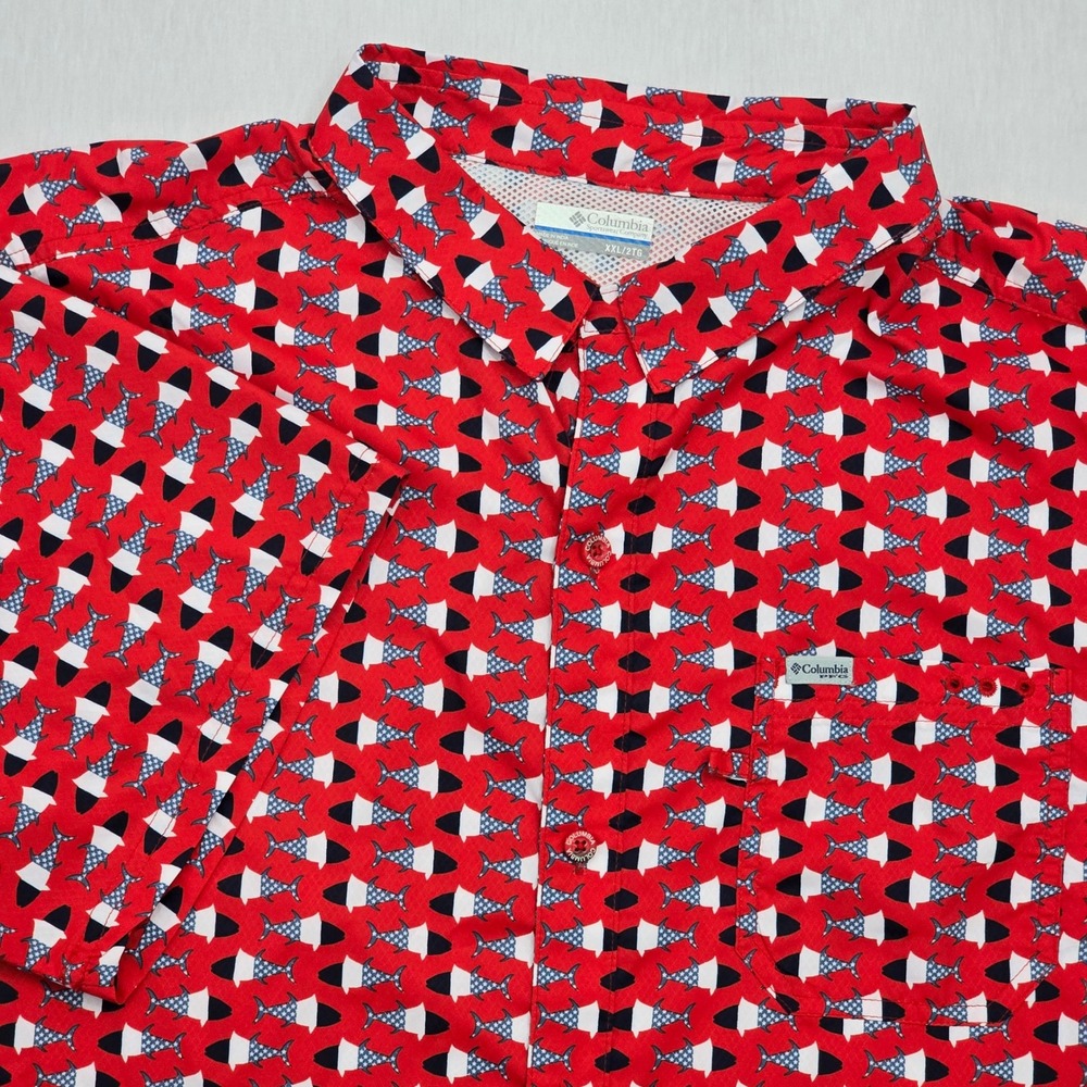 Columbia PFG Mens XXL Red Patriotic Shark Print Short Sleeve Button Down Shirt
